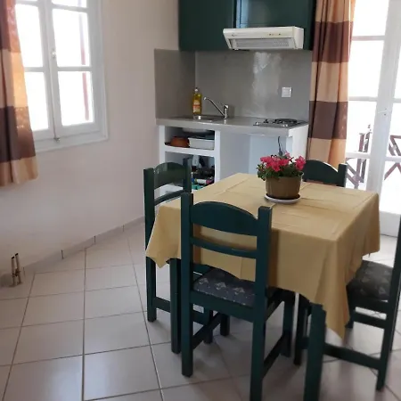 Joanna's On The * Pláka