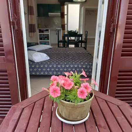 Joanna's On The Appartamento Pláka