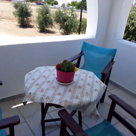 Joanna's On The * Pláka