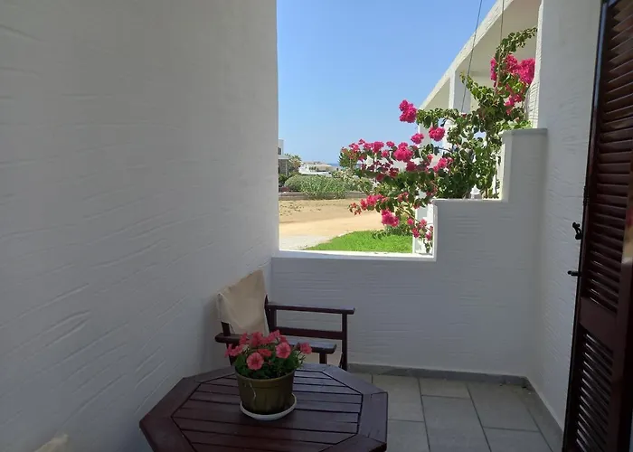 Joanna's On The * Pláka