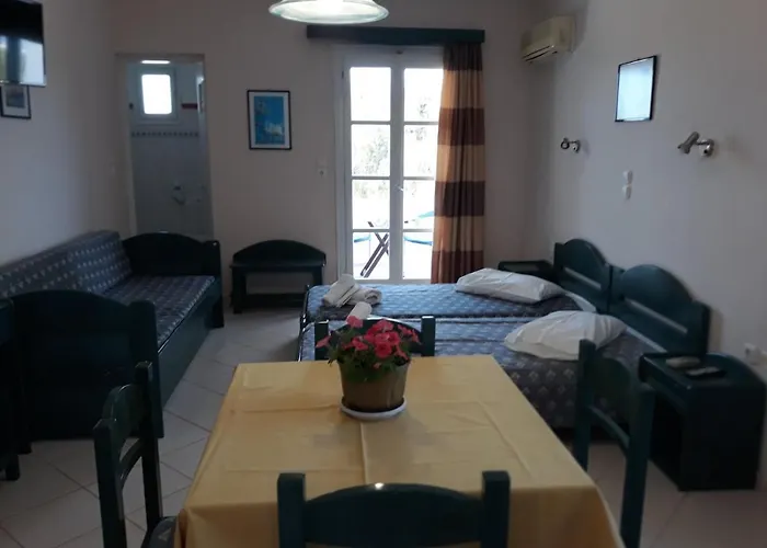 Joanna's On The * Pláka